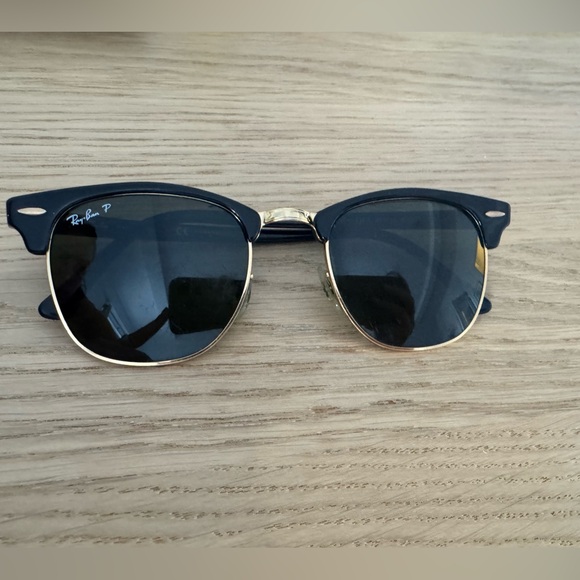 Ray-Ban Clubmaster Classic Sunglasses Polarized - Picture 1 of 5